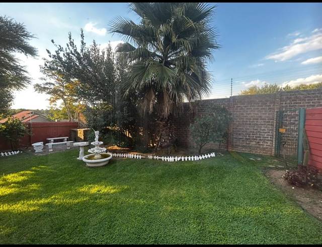 3 BEDROOM PROPERTY TO RENT IN VORNA VALLEY
